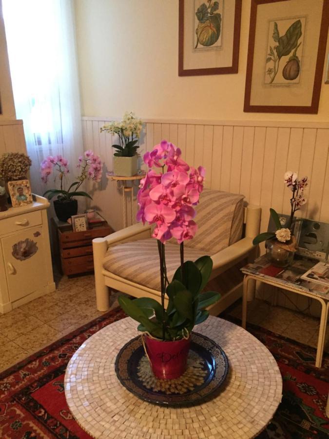 B & B Da Giusy Corte Franca Buitenkant foto