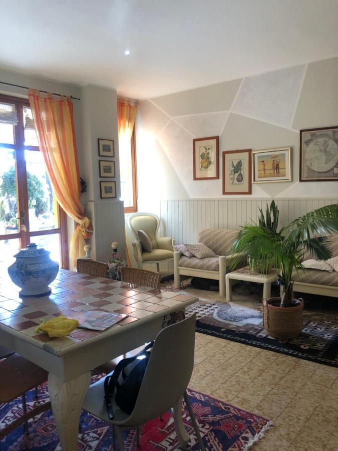 B & B Da Giusy Corte Franca Buitenkant foto