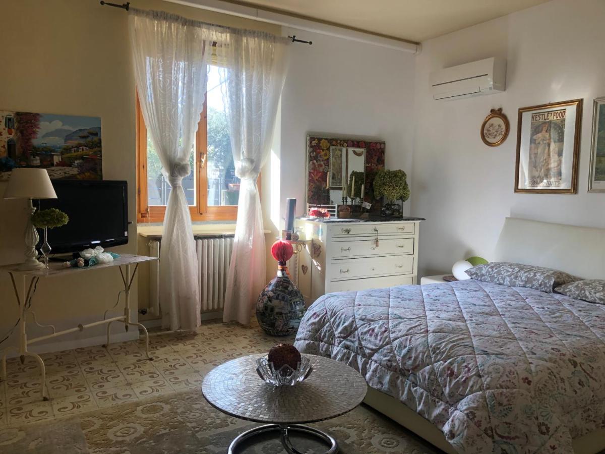 B & B Da Giusy Corte Franca Buitenkant foto